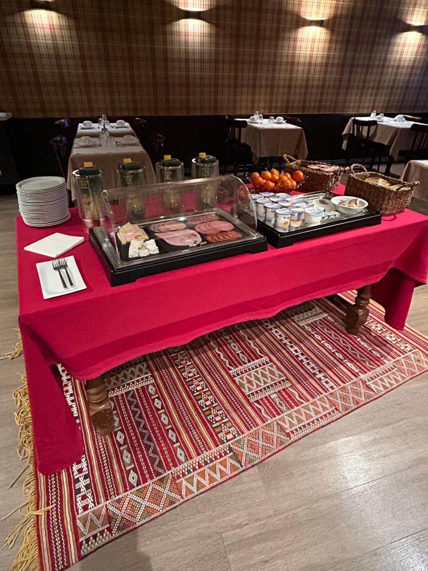 Hotel Du Pot D'Etain Châlons-en-Champagne Εξωτερικό φωτογραφία