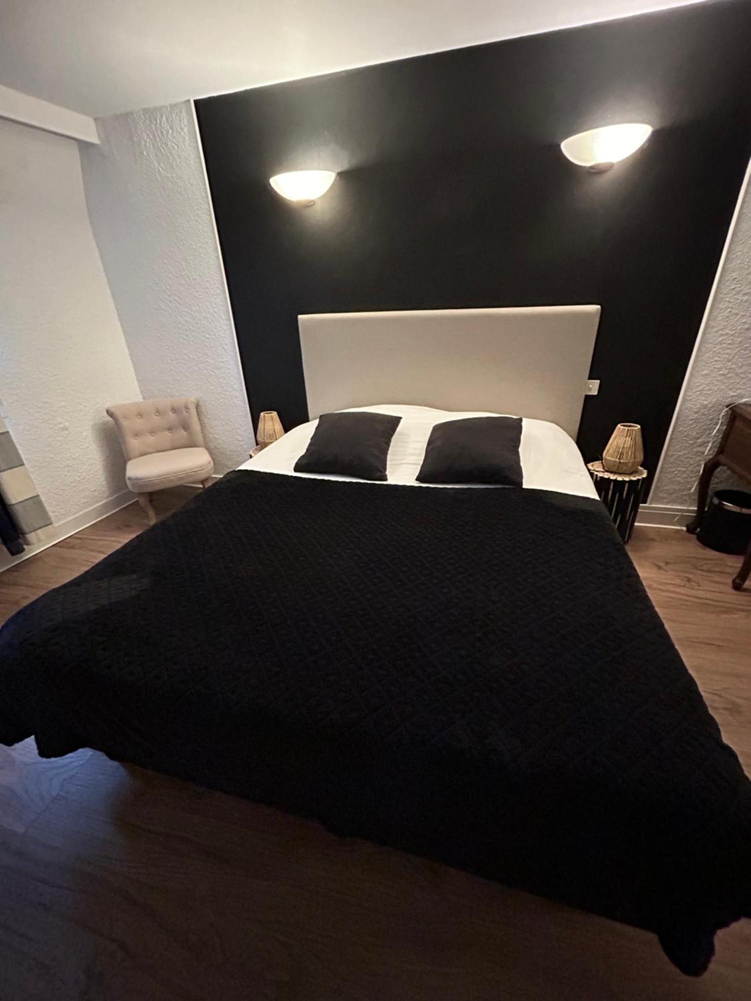 Hotel Du Pot D'Etain Châlons-en-Champagne Εξωτερικό φωτογραφία
